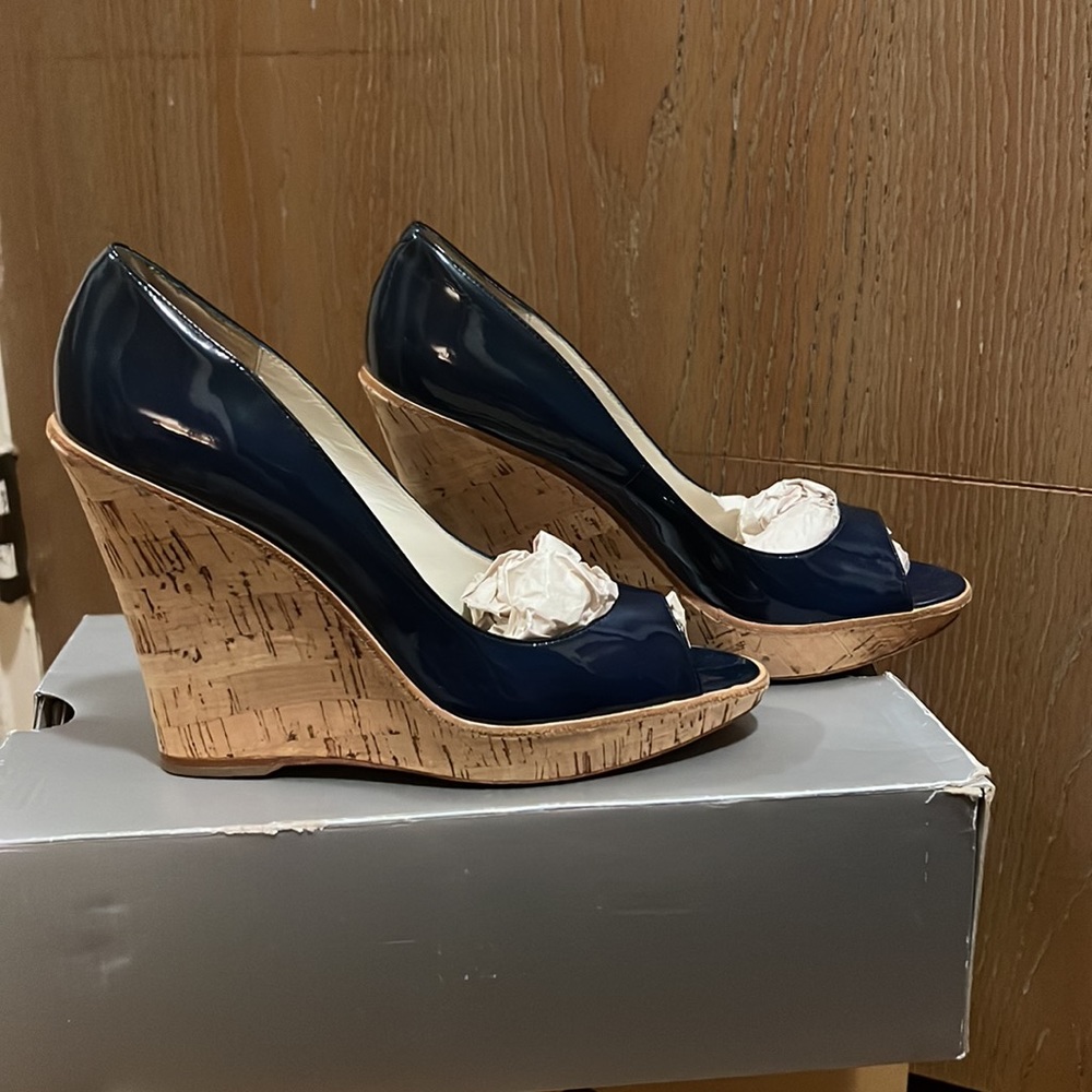 Aldo - Picture 2 of 2